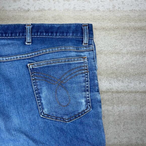True Vintage 70s Jeans 44x30 Baggy Flared Leg Fit Medium Wash Denim - Picture 3 of 4